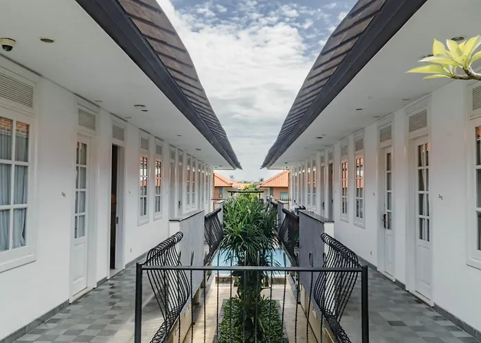 Solterra Boutique & Powered By Archipelago فندق سمينياك